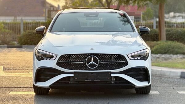 Mercedes Benz CLA 200 (2026 Full options AMG)