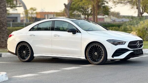 Mercedes Benz CLA 200 (2026 Full options AMG)