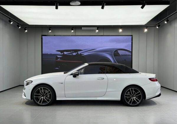 Mercedes Benz E 53 AMG