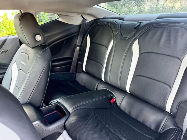 Chevrolet Camaro 1LT RS