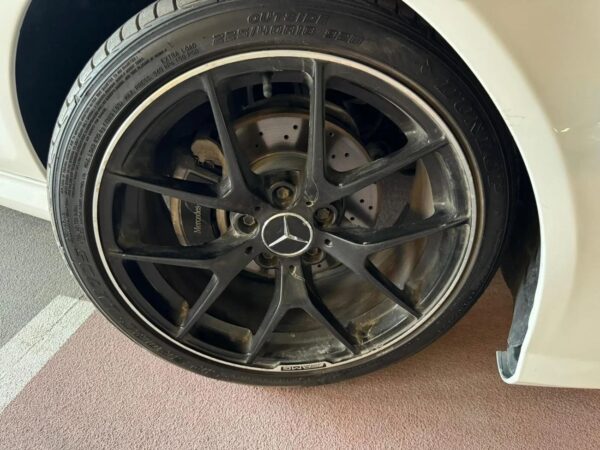 Mercedes Benz C250 (2015)